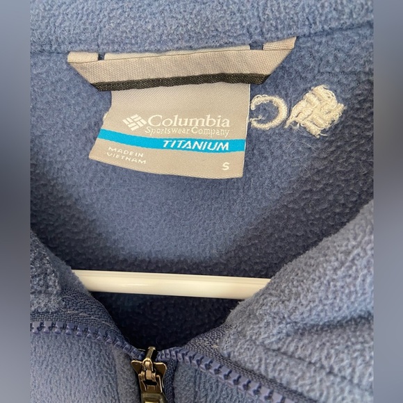 Columbia Titanium Polartec Half Zip Fleece pullover-size Small - Picture 4 of 10